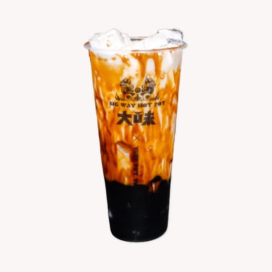 Brown Sugar Fresh Milk with Boba 黑糖撞奶